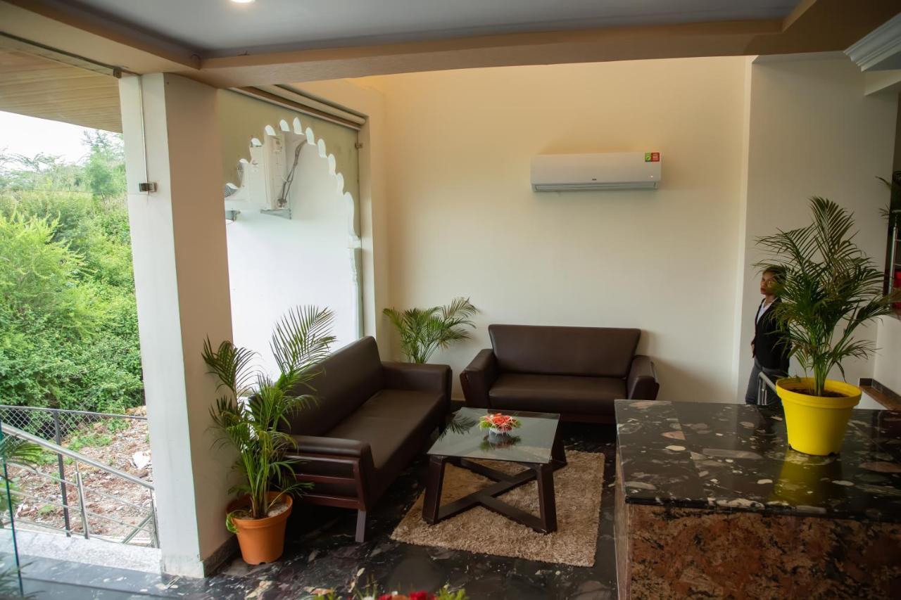 Gazebo Resort Udaipur Exterior photo